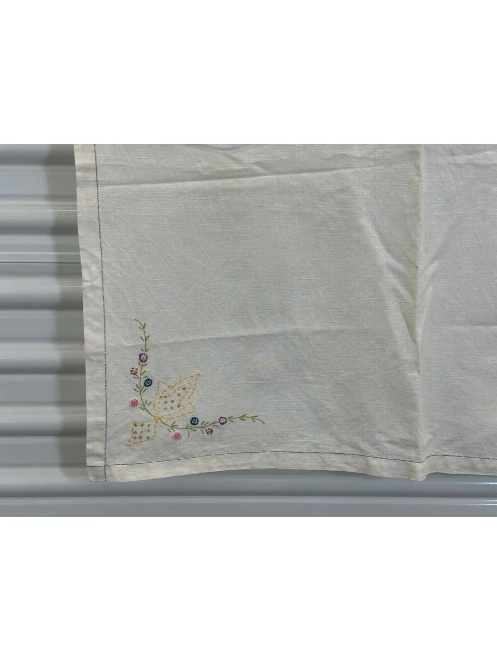 Hand Embroidered Flowers Floral Card Table Tablecloth Topper 29